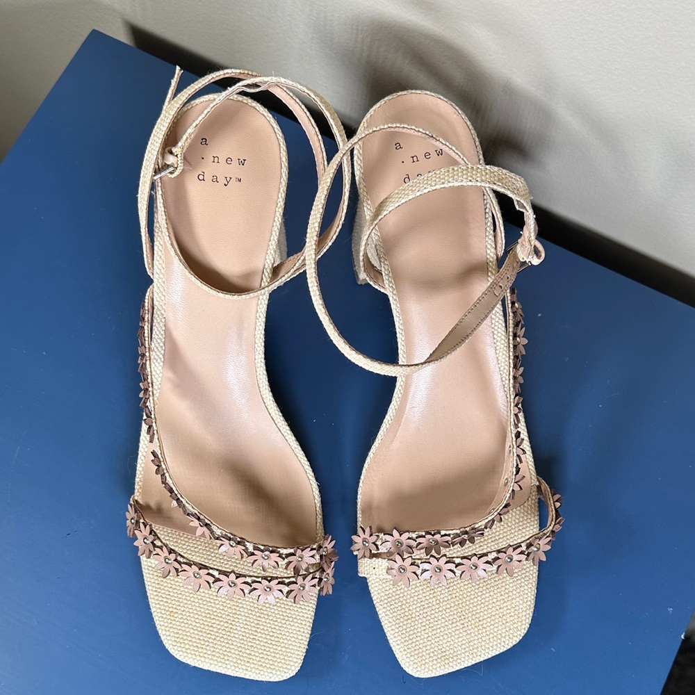 a new day Beige Floral Block Heels - Picture 2 of 4